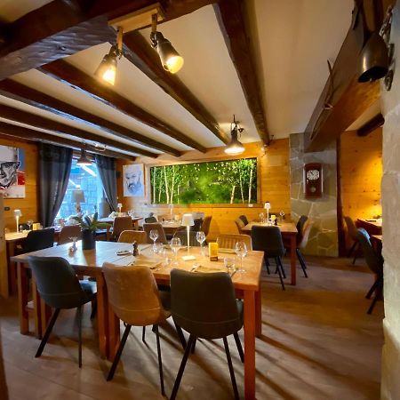 Logis Hotel Les Ancolies Ареш Экстерьер фото