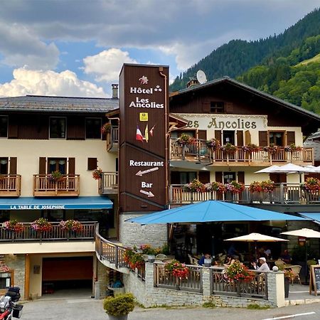 Logis Hotel Les Ancolies Ареш Экстерьер фото
