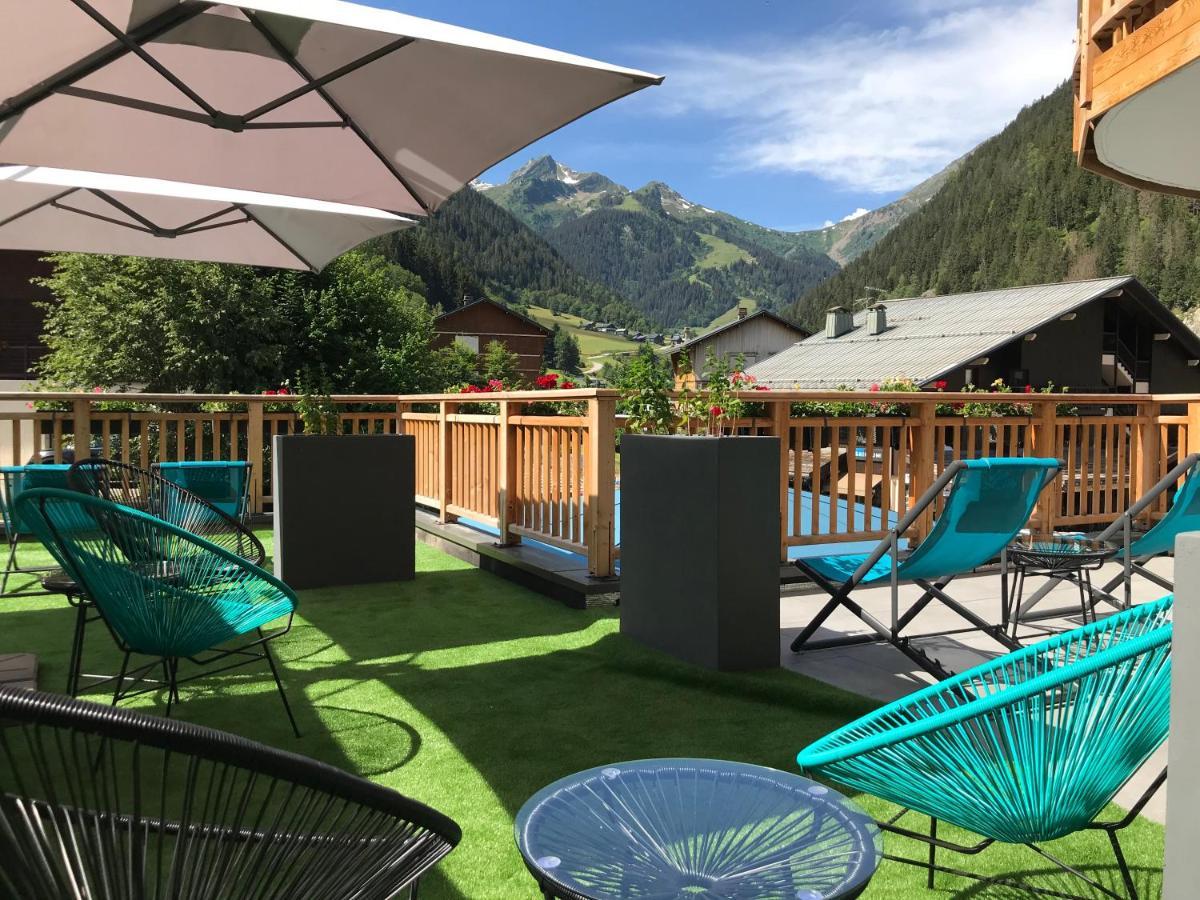 Logis Hotel Les Ancolies Ареш Экстерьер фото