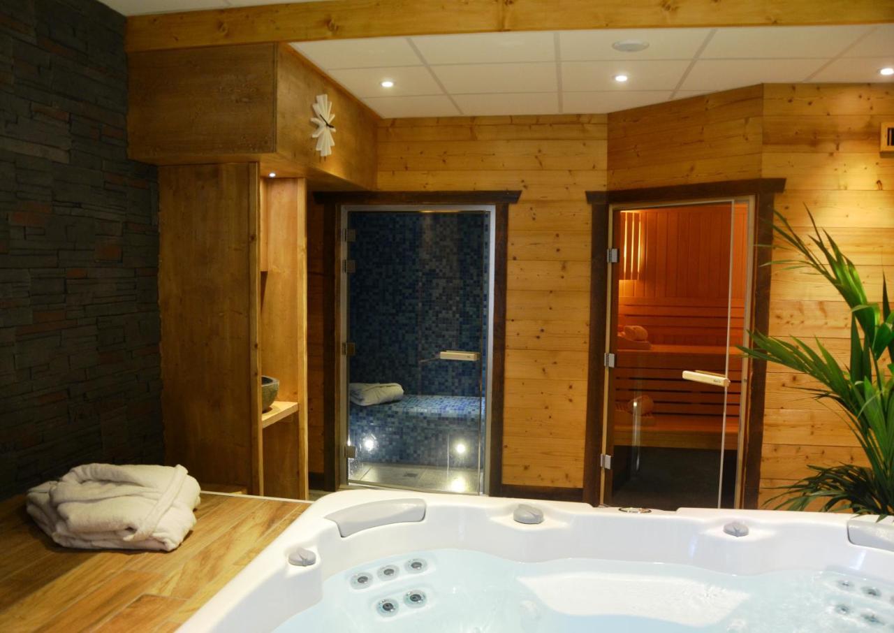 Logis Hotel Les Ancolies Ареш Экстерьер фото